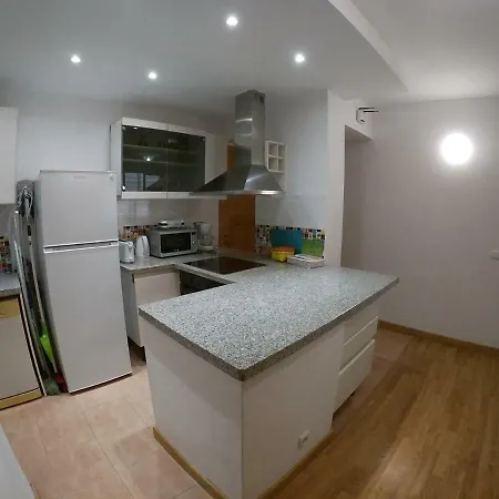 Apartment Comoda Ubicacion, Cerca De La Playa *